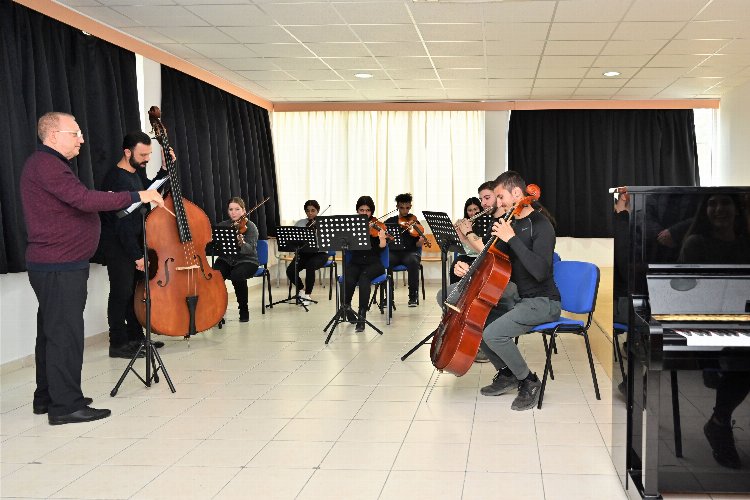 Yakın Doğu Üniversitesi 'yetenekli'leri bekliyor -