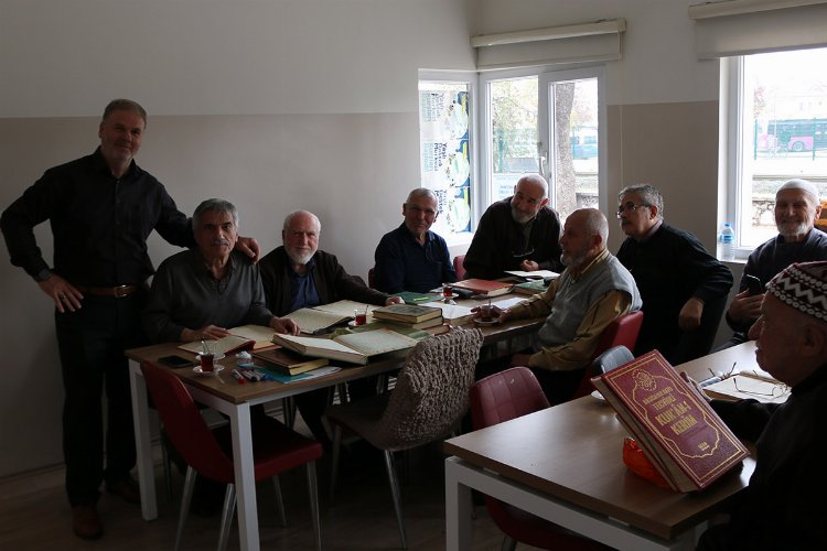 Yaşlılardan Sakarya'da Kur'an-ı Kerim kursuna yoğun ilgi -