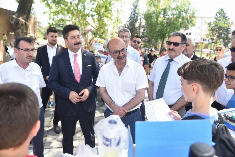 Yenişehir'de plastik atıklara dikkat çekildi -