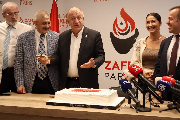 Zafer Partisi 2 yaşında -