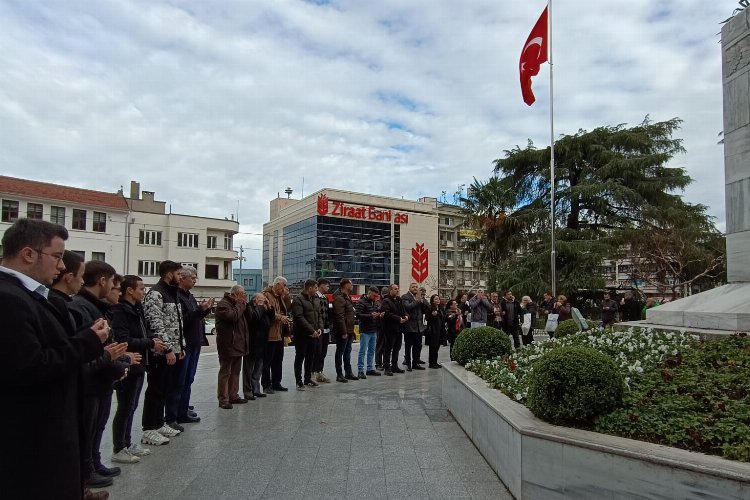 Zafer Partisi şehitleri dualarla andı -